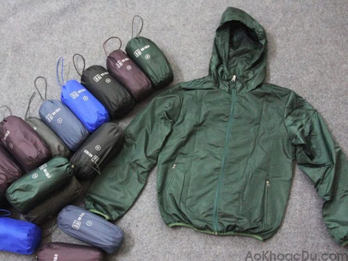 Áo khoác dù có thể sử dụng trong nhiều điều kiện thời tiết